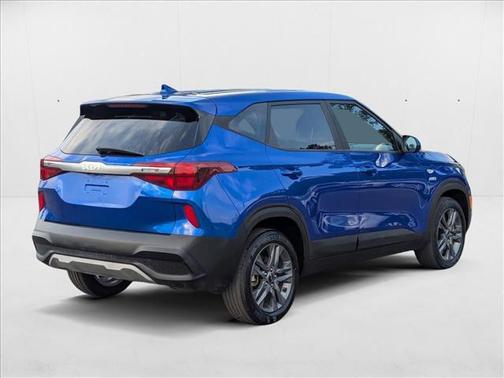 2023 Kia Seltos LX