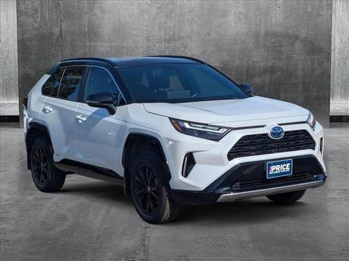 2024 Toyota RAV4 Hybrid SE