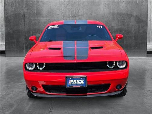 2017 Dodge Challenger SXT