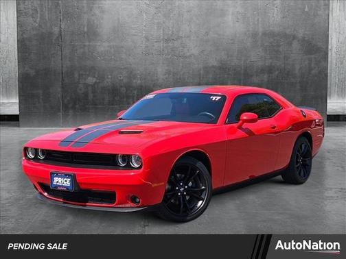 2017 Dodge Challenger SXT