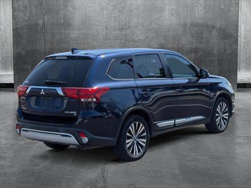 2019 Mitsubishi Outlander SE