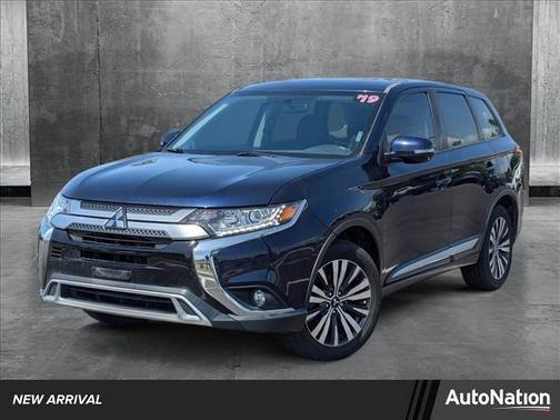 2019 Mitsubishi Outlander SE