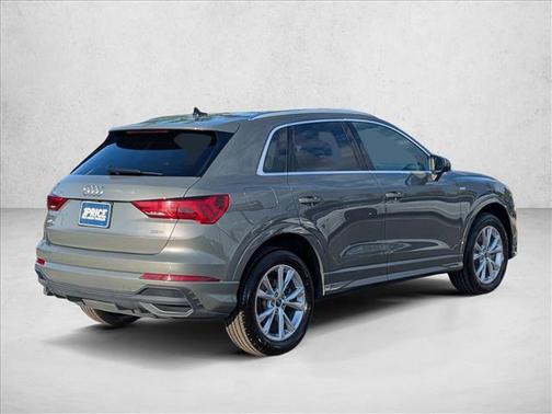 2024 Audi Q3 Premium 45 TFSI S line quattro Tiptronic