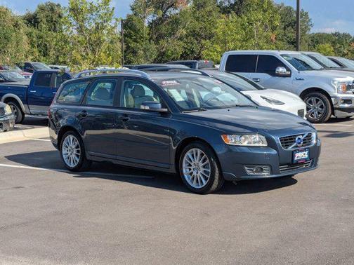 2011 Volvo V50