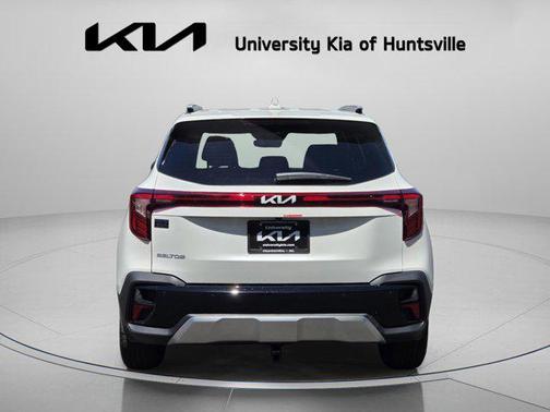 Snow White Pearl 2026 Kia Seltos EX