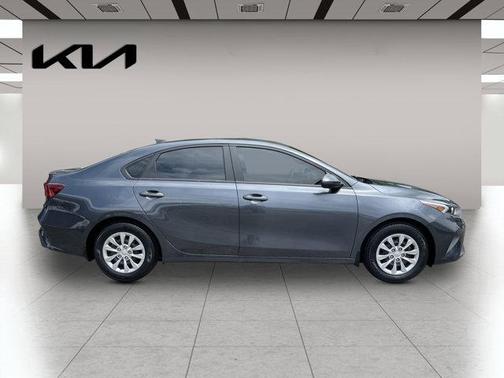 2023 Kia Forte LX
