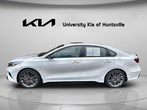 Snow White Pearl 2024 Kia Forte GT