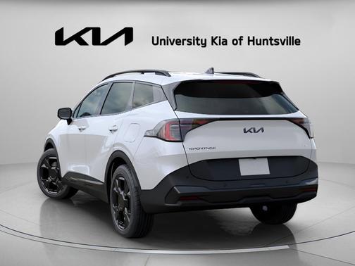 Snow White Pearl 2026 Kia Sportage X-Line