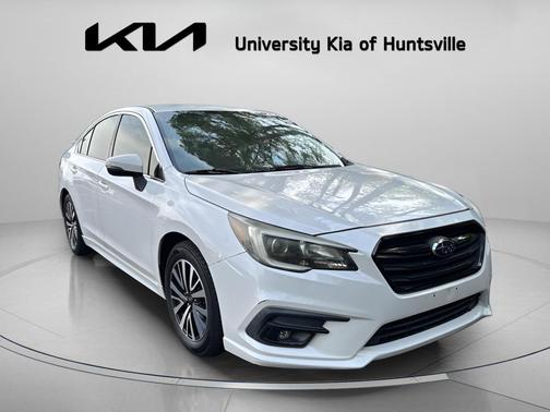 Crystal White Pearl 2018 Subaru Legacy Premium