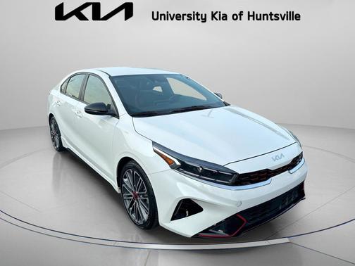 Snow White Pearl 2023 Kia Forte GT