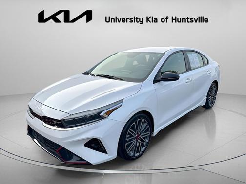 Snow White Pearl 2023 Kia Forte GT