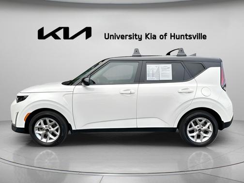 Clear White/Black Roof 2025 Kia Soul S