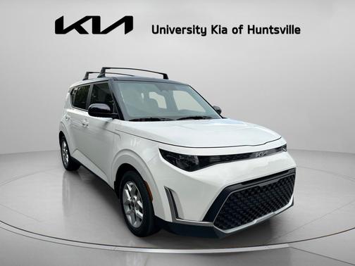 Clear White/Black Roof 2025 Kia Soul S