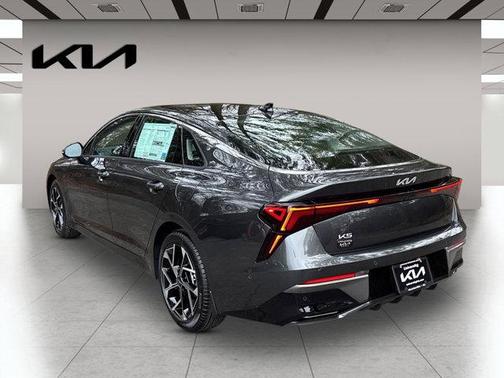 2025 Kia K5 EX
