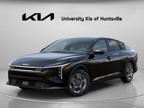 Aurora Black Pearl 2026 Kia K4 LX
