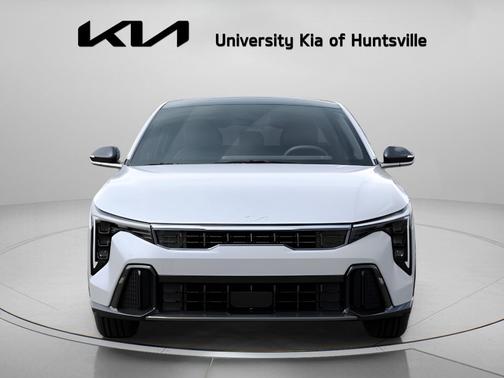 Snow White Pearl 2026 Kia K4 GT-Line