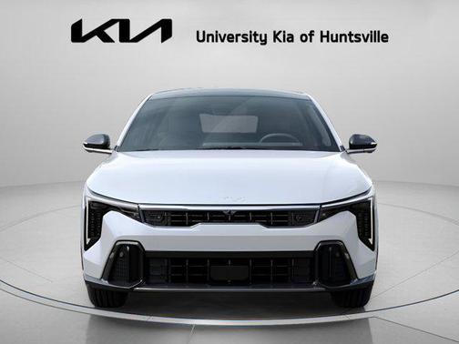Snow White Pearl 2026 Kia K4 GT-Line Turbo