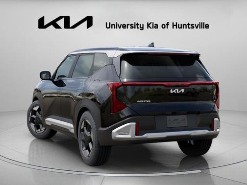Aurora Black Pearl 2027 Kia Seltos S