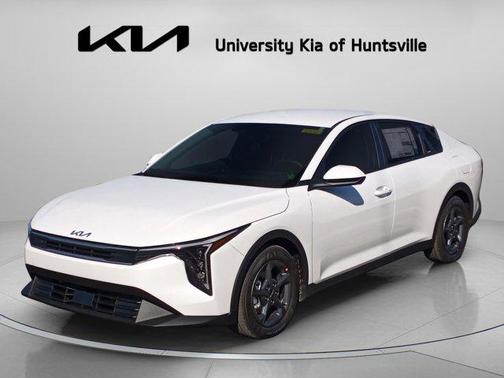 Snow White Pearl 2026 Kia K4 LXS