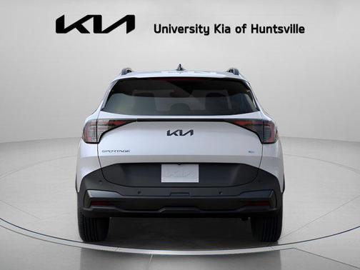 Glacial White Pearl 2026 Kia Sportage X-Line