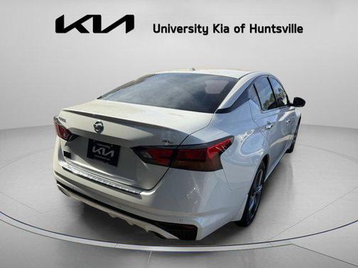 2022 Nissan Altima 2.5 SL