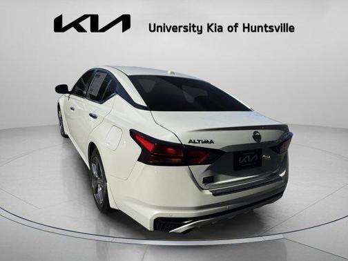 2022 Nissan Altima 2.5 SL