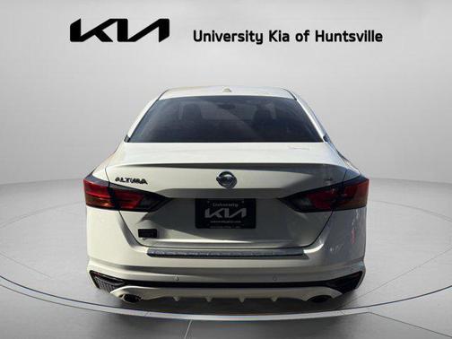 2022 Nissan Altima 2.5 SL