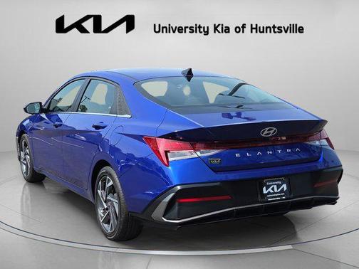 2025 Hyundai ELANTRA SEL