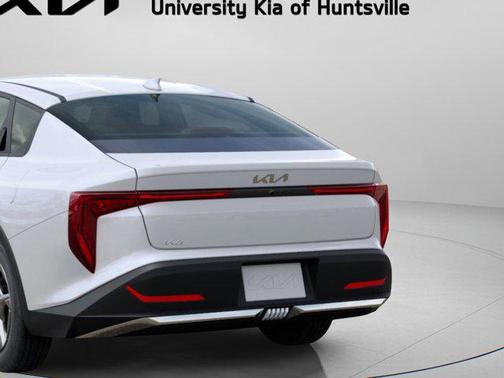 Snow White Pearl 2026 Kia K4 LXS