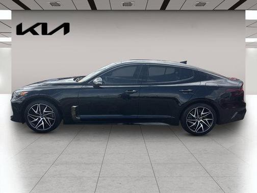 2022 Kia Stinger GT-Line