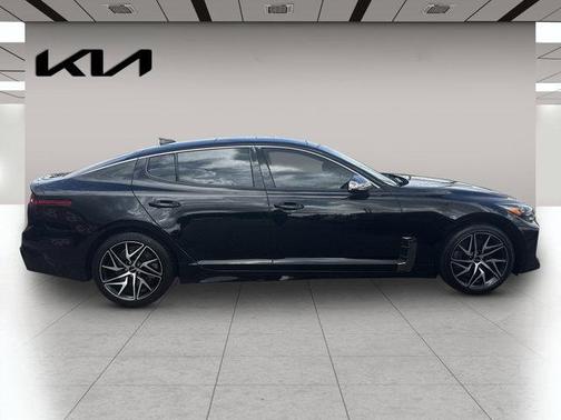 2022 Kia Stinger GT-Line