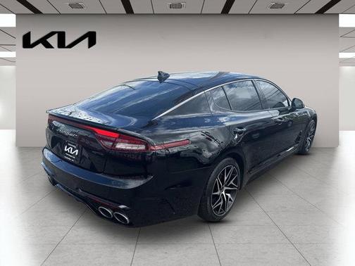 2022 Kia Stinger GT-Line