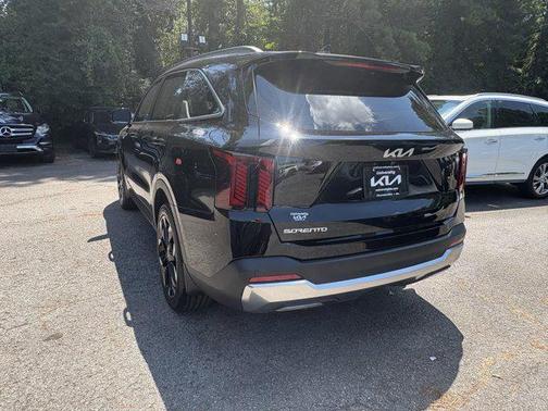 2025 Kia Sorento LX