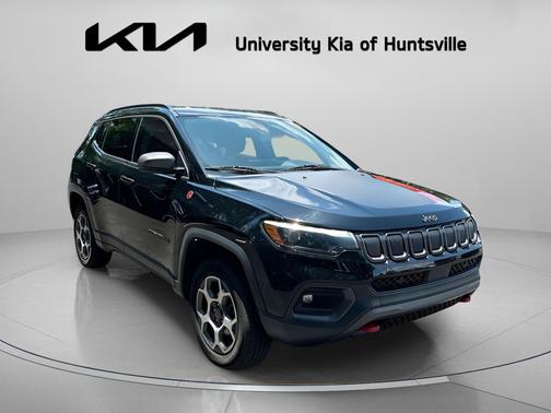 Diamond Black Crystal Pearlcoat 2022 Jeep Compass Trailhawk