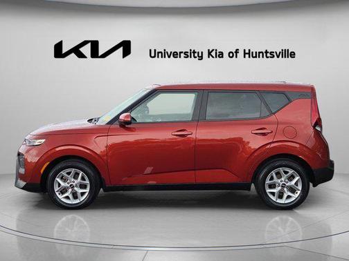 Mars Orange 2022 Kia Soul LX