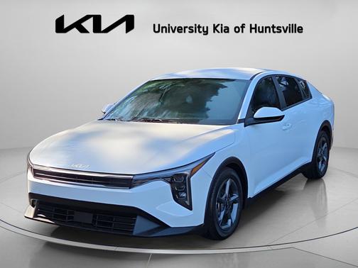 Snow White Pearl 2025 Kia K4 LXS