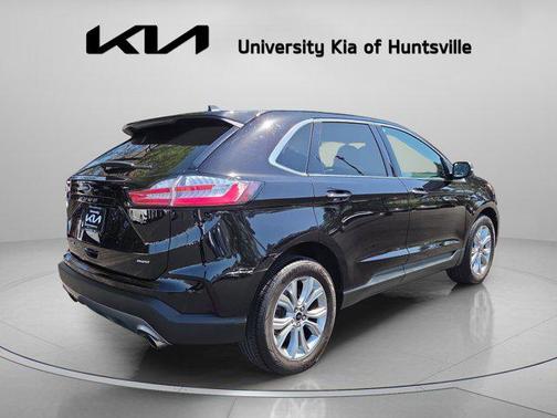 Agate Black Metallic 2024 Ford Edge Titanium