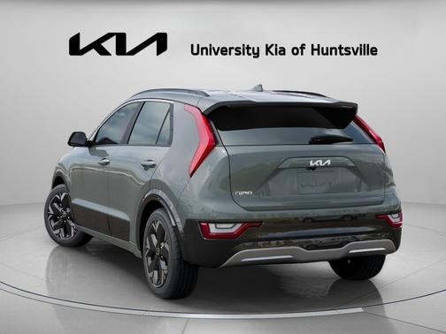 Cityscape Green 2026 Kia Niro EV Wave