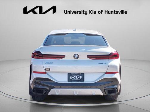 2022 BMW X6 xDrive40i