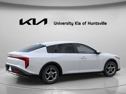 Snow White Pearl 2026 Kia K4 LXS