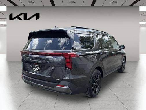 2025 Kia Carnival Hybrid SX