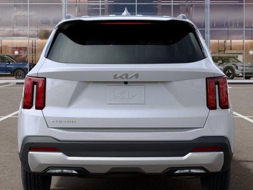 Glacial White Pearl 2026 Kia Sorento S