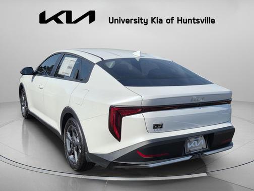 Snow White Pearl 2026 Kia K4 LXS