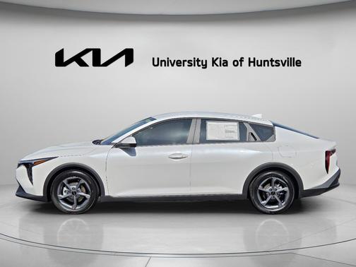 Snow White Pearl 2026 Kia K4 LXS