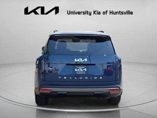 Midnight 2027 Kia Telluride S