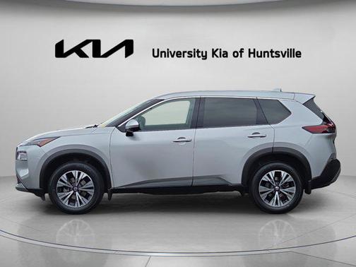 Brilliant Silver Metallic 2021 Nissan Rogue SV