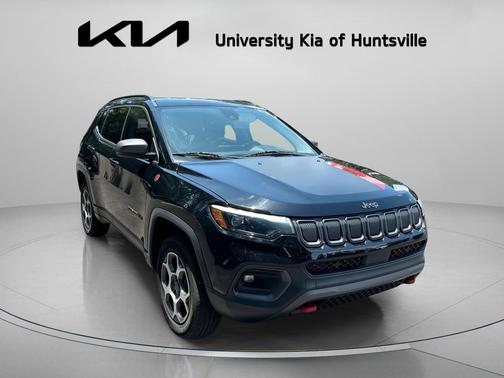 Diamond Black Crystal Pearlcoat 2022 Jeep Compass Trailhawk