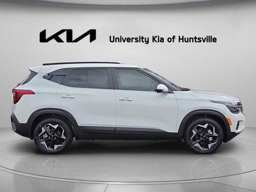 Snow White Pearl 2026 Kia Seltos EX