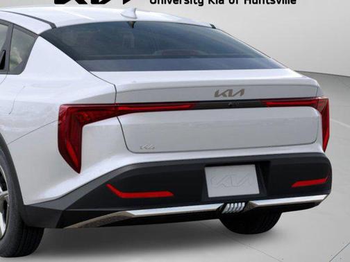 Snow White Pearl 2026 Kia K4 LXS