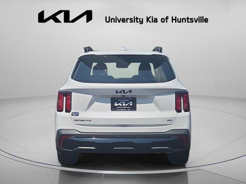 Glacial White Pearl 2026 Kia Sorento SX